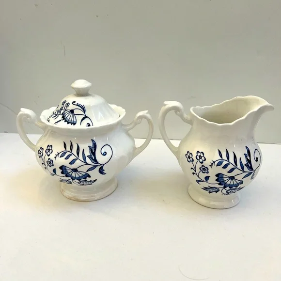 J & G Meakin LEGATO Creamer AND Sugar Bowl With Top Classic White & Blue England - Picture 3 of 15